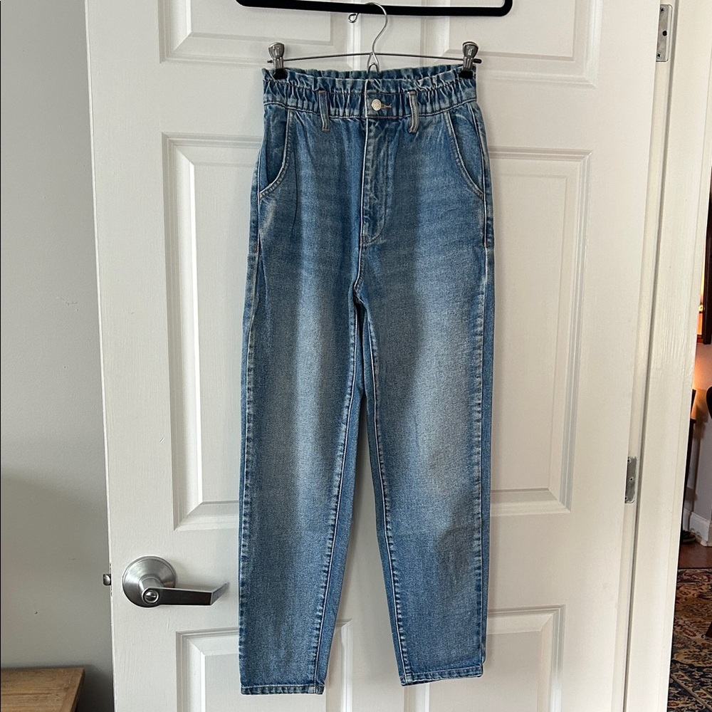 Urban Outfitters Mom Jean
